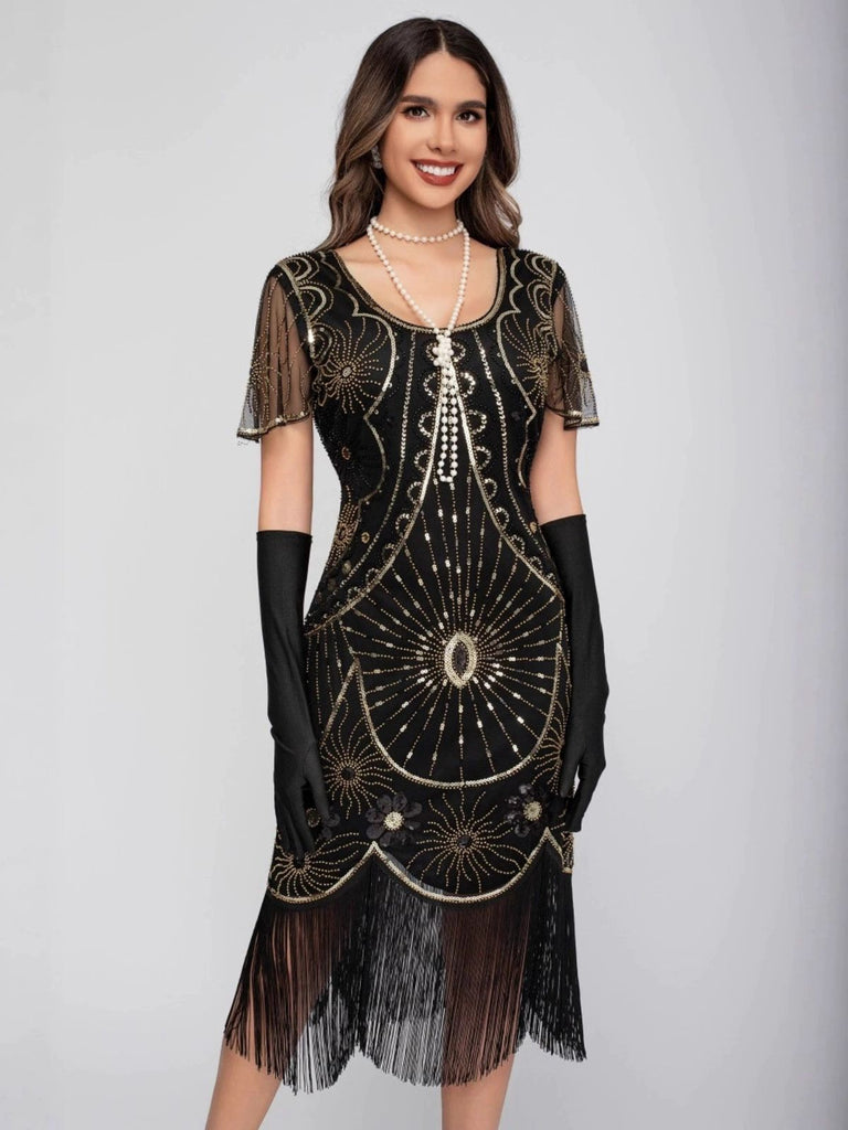 Robe à franges et paillettes à encolure dégagée des années 1920