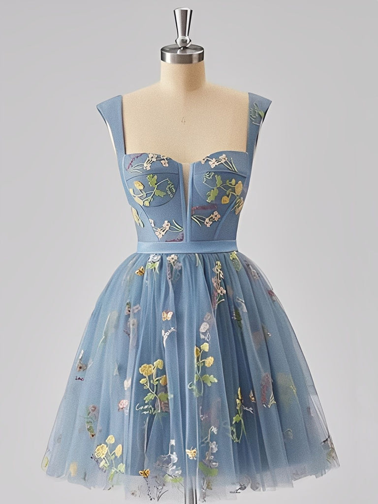 Robe courte en dentelle florale brodée années 1970