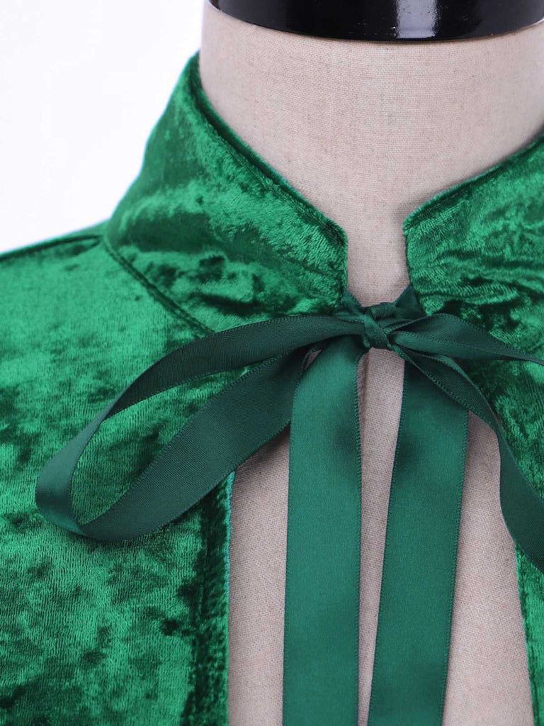 Cape d'Halloween médiévale en velours à lacets des années 1930