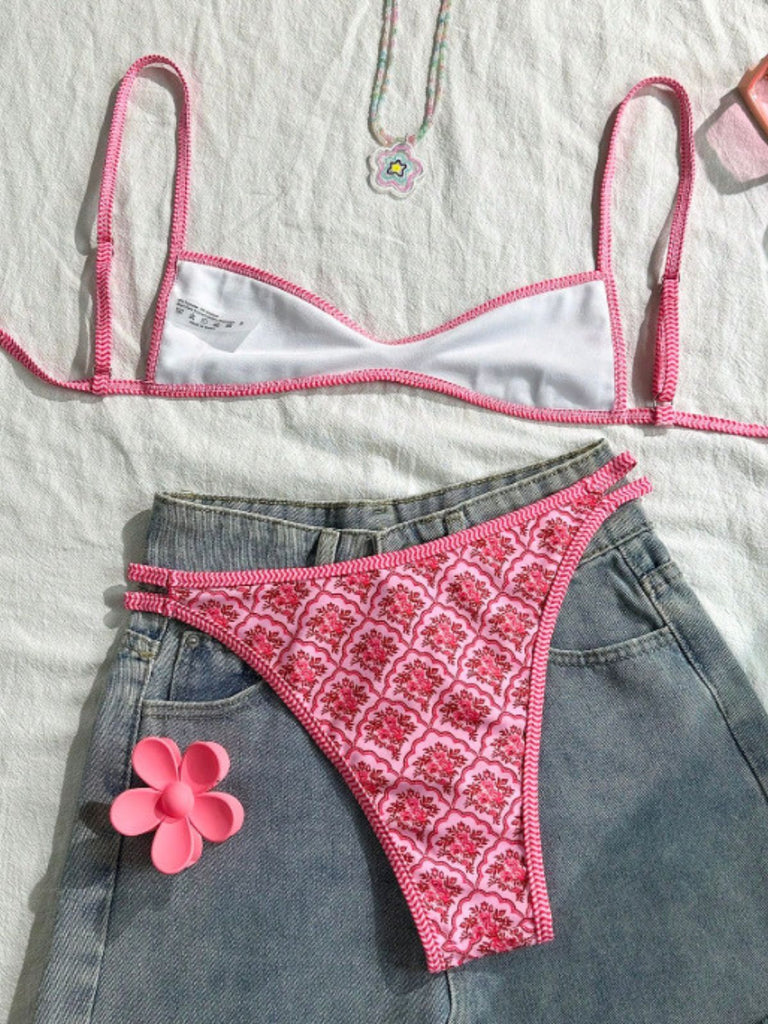 Ensemble bikini rose à imprimé floral années 1960