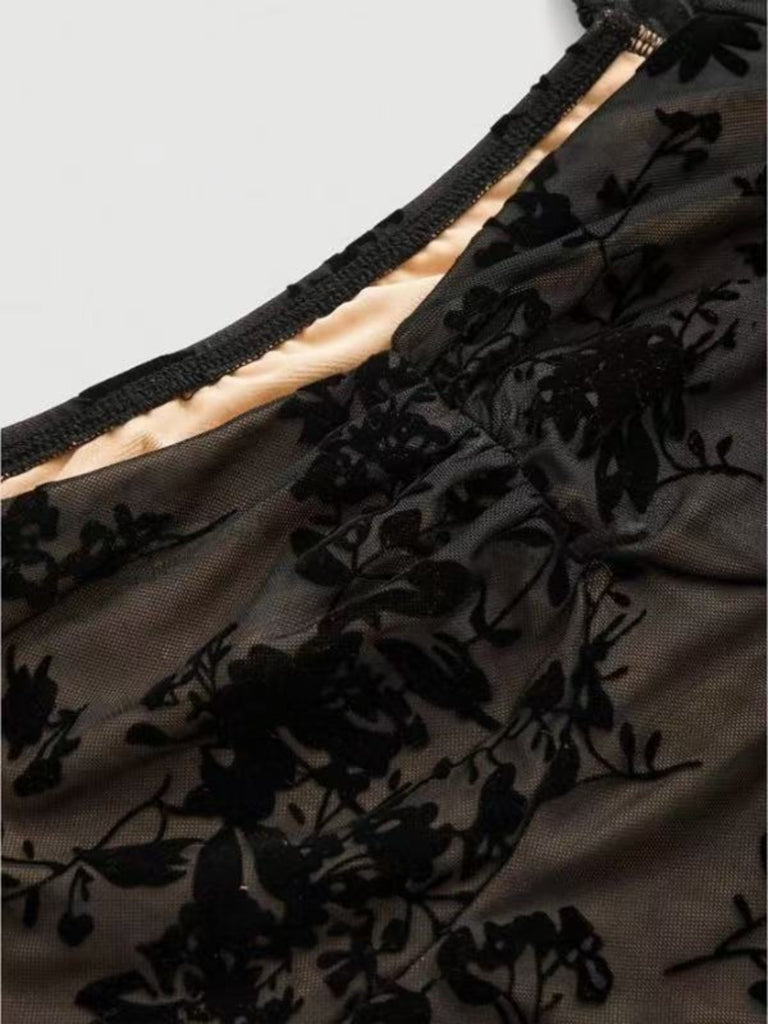 [Prévente] Robe vin rouge en dentelle florale manches évasées des années 1950