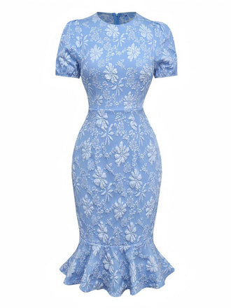 Robe bleu clair marguerites à manches bouffantes années 1960