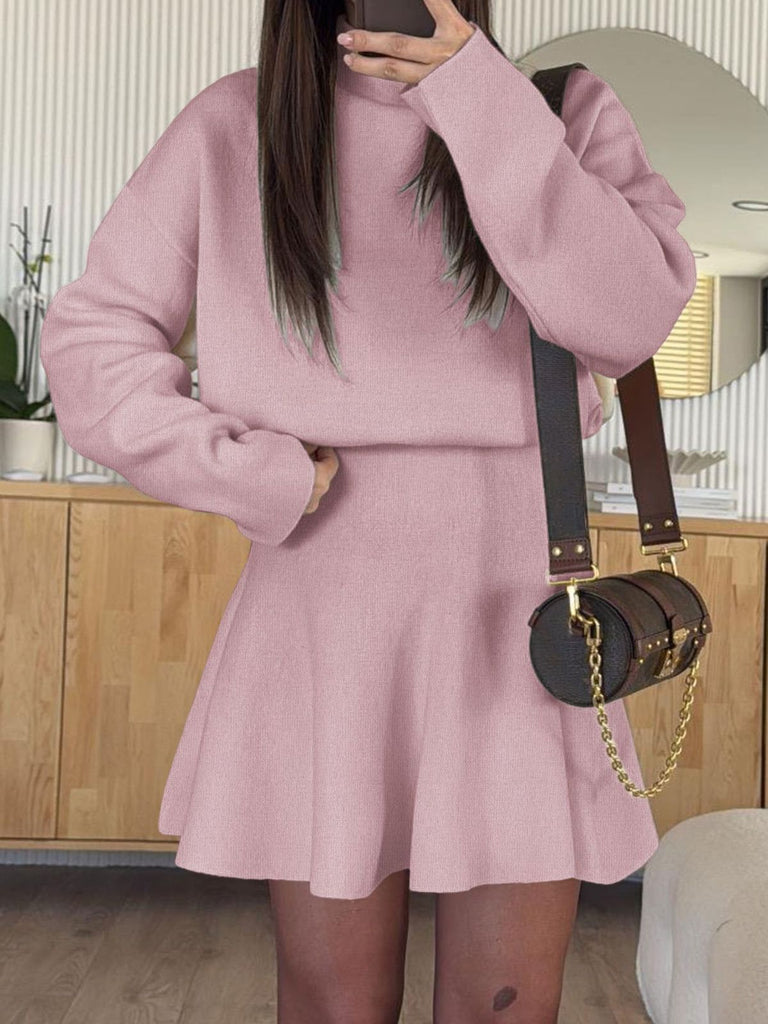 Robe pull col roulé et manches longues unie des années 1980