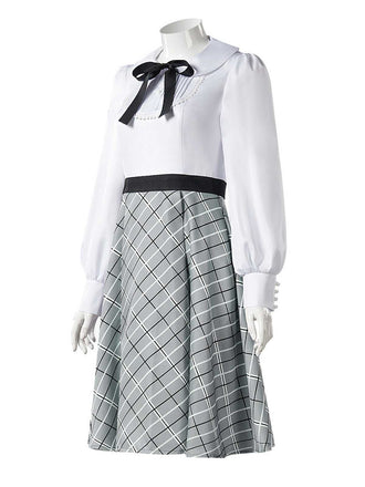 Robe grise à carreaux avec nœud et col claudine des années 1940