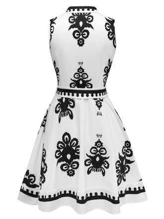 Robe blanche imprimés tribaux col chemise et ceinture des années 1950