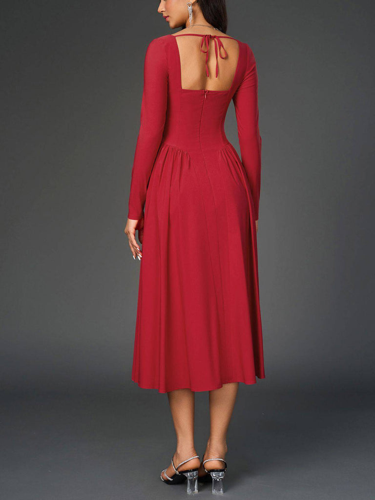 Robe mi-longue plissée à lacets et dos nu années 1960