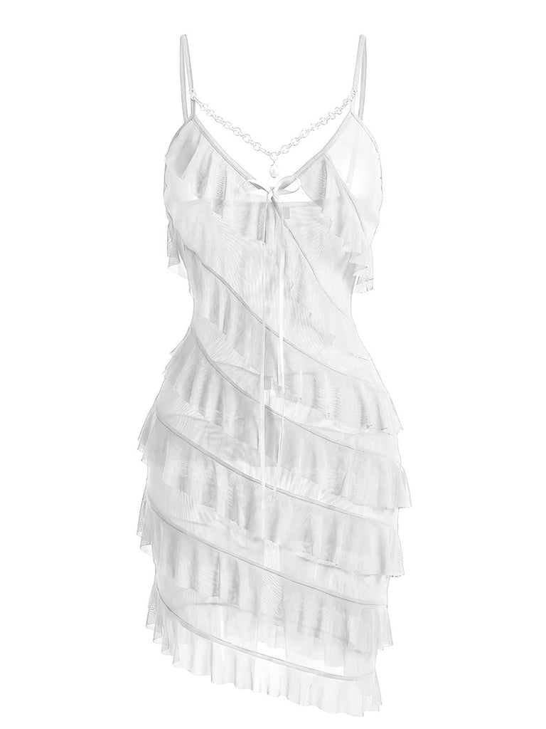 Robe de nuit à bretelles de volants ornée de perles des années 1960