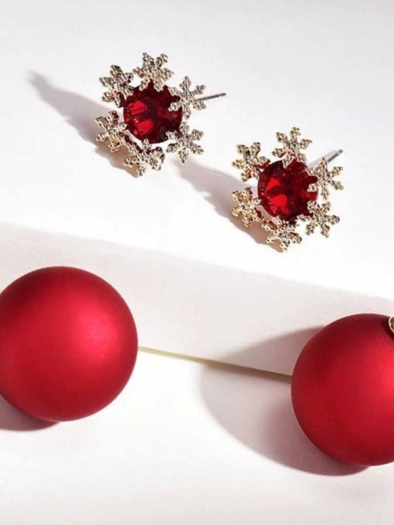 Boucles d'oreilles à flocon de neige avec pierres précieuses rouge de Noël