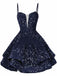 Robe de soirée mini rouge à paillettes décolleté en V profond et lacets années 1950