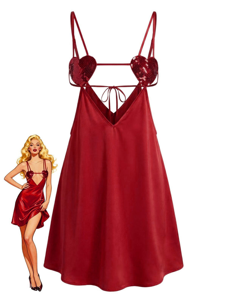 Nuisette sexy à sequins en satin uni ornée de cœurs années 1960