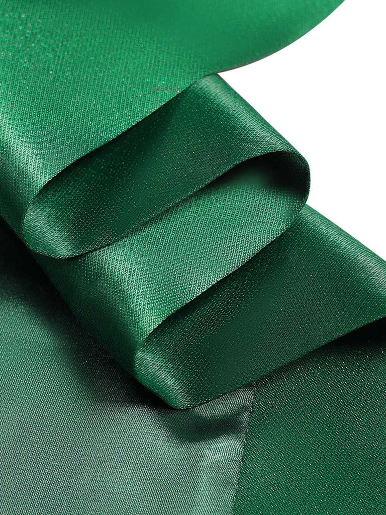 Ensemble de costumes en satin vert inspiré de Mercredi Addams des années 1950