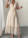 Robe Florale à Pois Col V Ceinturée Cache-Cœur Beige Années 1970 4