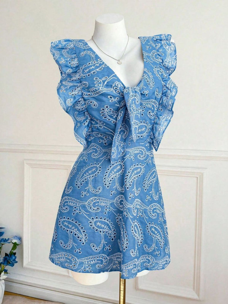 Robe Courte Paisley Col V à Volants Brodée Bleue Années 1970 4