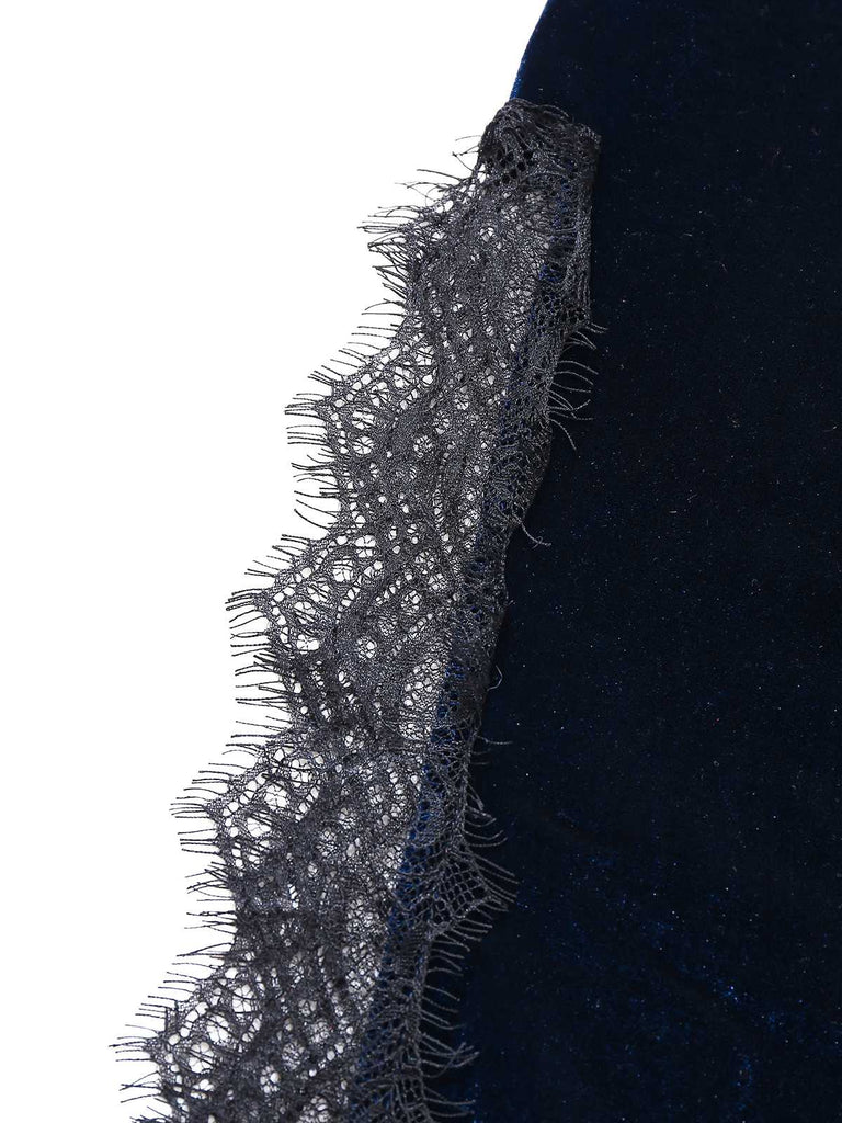 Nuisette en velours et dentelle des années 1960