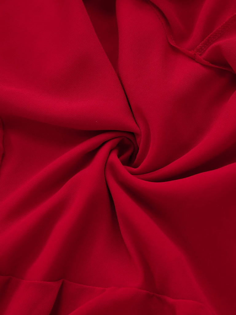 Robe longue à volants et épaules dénudées années 1950