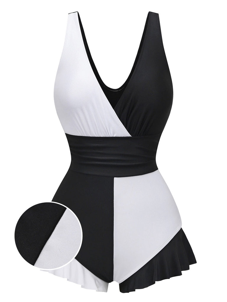 Maillot de bain une pièce blanc à volants, vue de face, pour un style élégant à la plage et au bord de la piscine