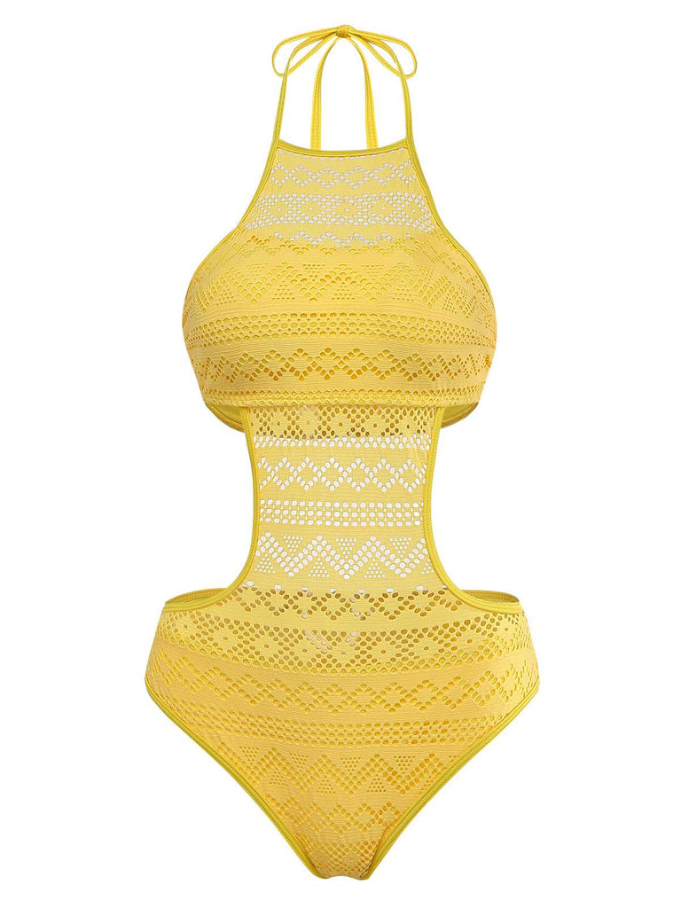 Un monokini jaune vif doté d'un haut dos nu à col montant, de superpositions de dentelle géométriques complexes et de découpes latérales.
