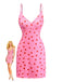 Robe nuisette rose à motif de cœurs rouges sur fond blanc