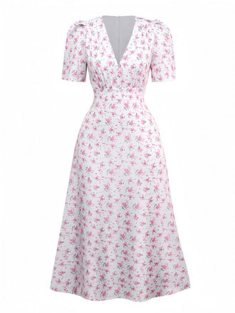 Robe lavande col V manches bouffantes à petites fleurs des années 1940