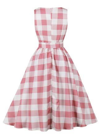 Robe rose à carreaux vichy avec nœud et boutons années 1950
