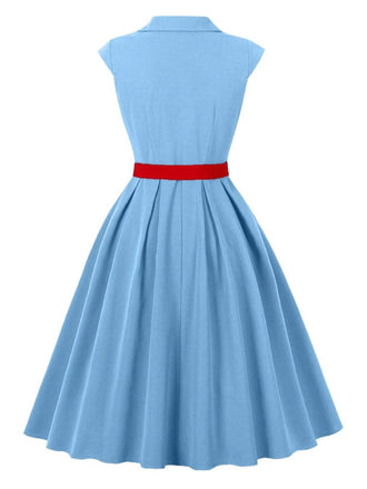 Robe bleue à manches courtes et revers ceinture années 1950