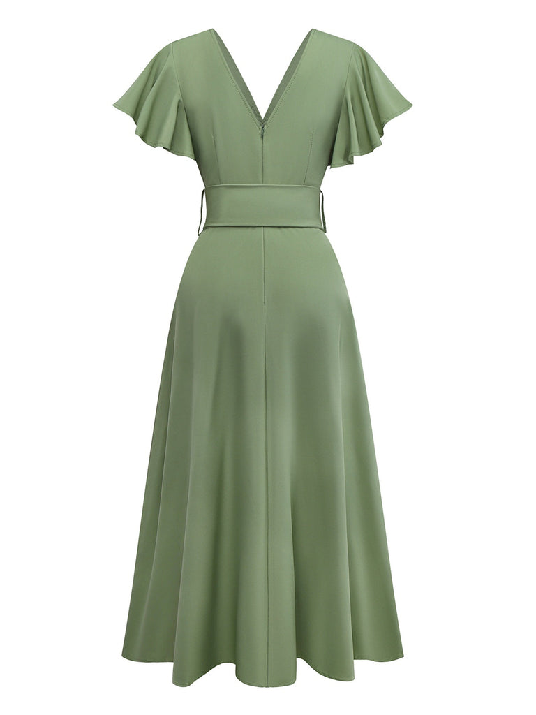 Robe unie à manches évasées et en V profond années 1940