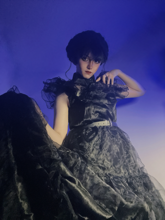Robe noire à volants en organza Wednesday Halloween des années 1950