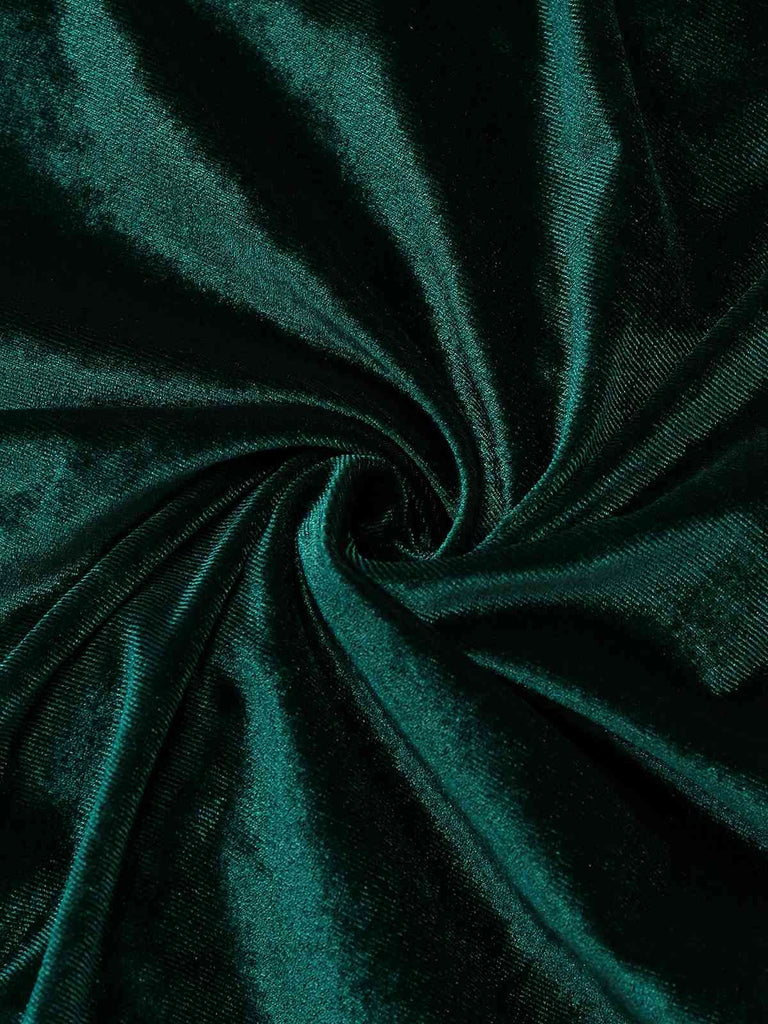 Robe moulante manches longues et froncées en velours vert des années 1960