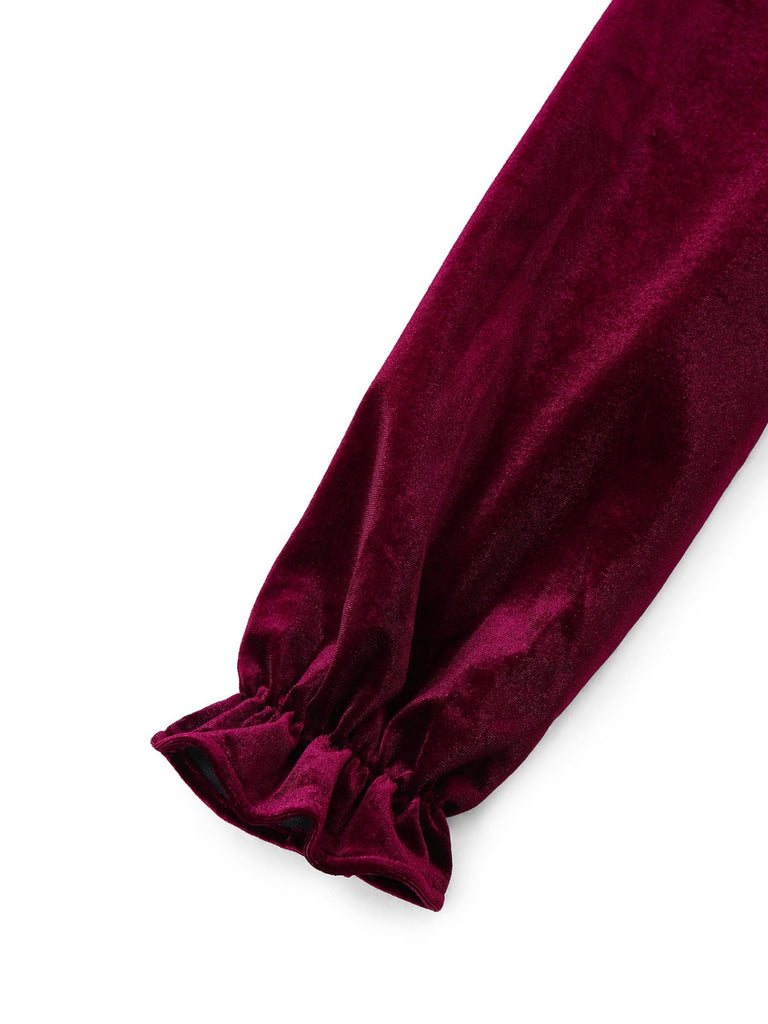 Robe rouge en velours à col volanté et manches lanternes années 1950