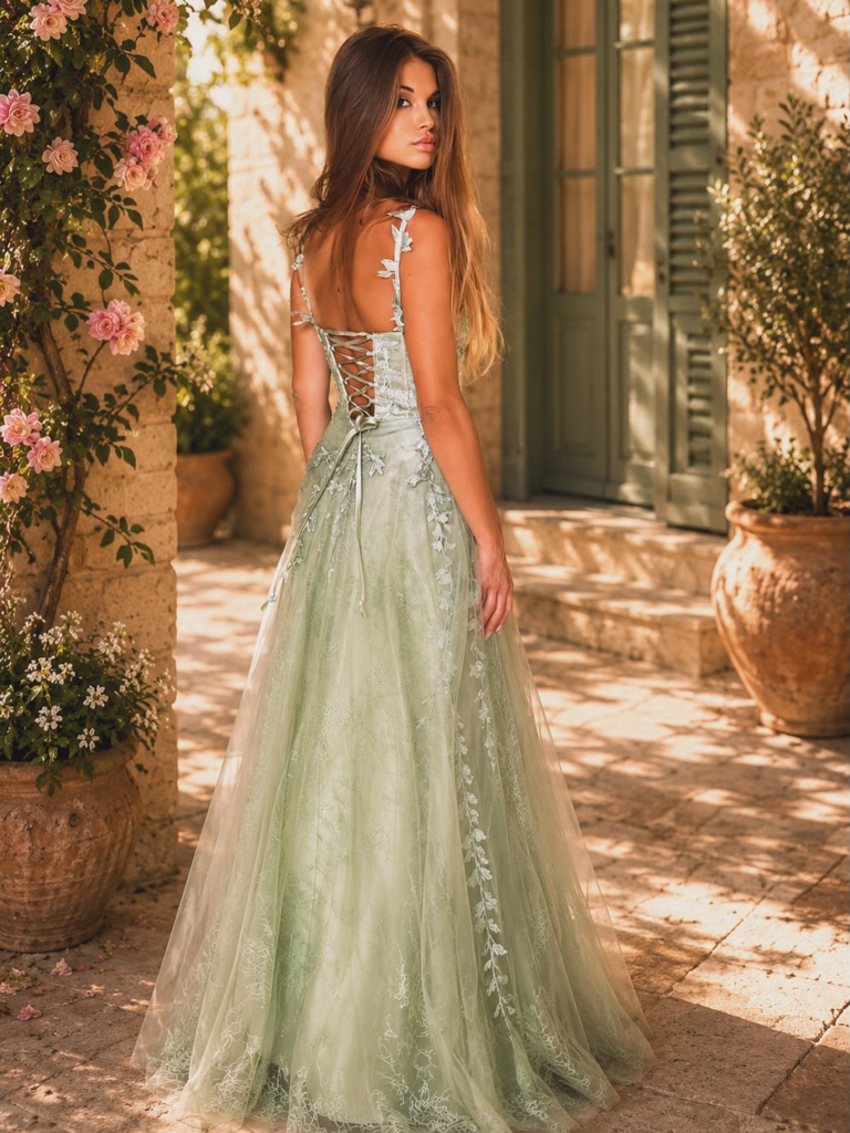 Robe longue verte tulle dentelle fines bretelles 1930s