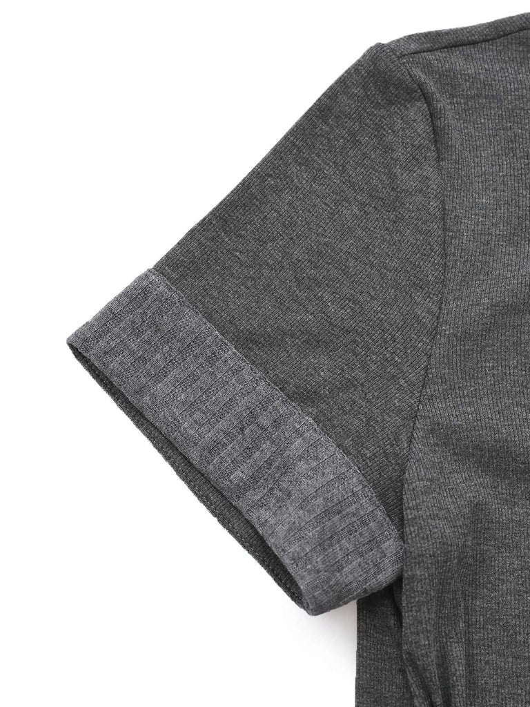 [Prévente] Robe plissée en cuir tricoté gris des années 1970