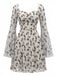 Robe courte beige fleurs décolleté cœur et manches cloche résille années 1950