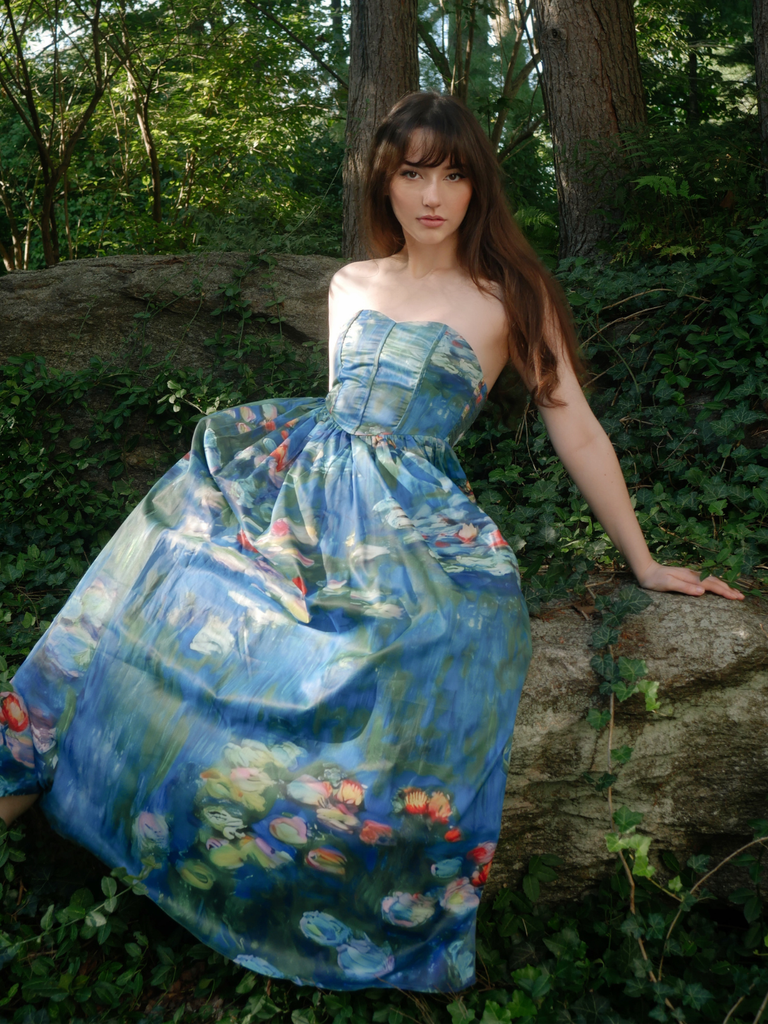 Robe bustier vert pâle motif nénuphars et décolleté cœur années 50