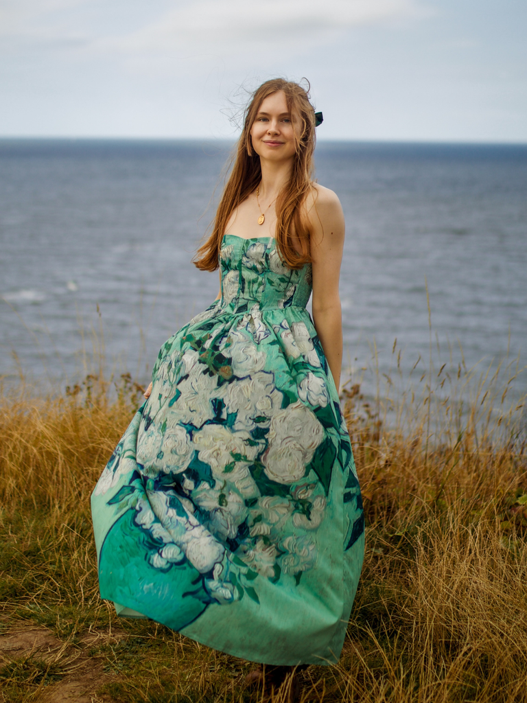 Robe bustier vert pâle motif nénuphars et décolleté cœur années 50