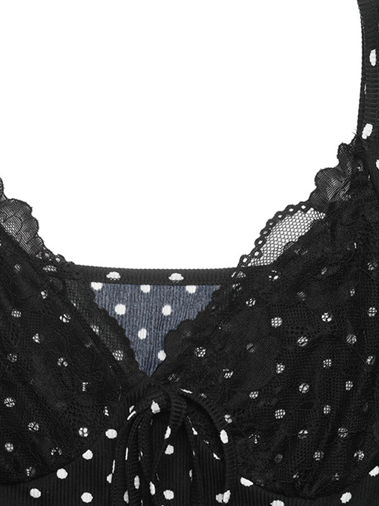 Robe courte noire à pois, dentelle côtelée, col V et manches cloche années 1960