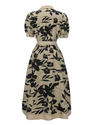 Robe à imprimé fleuri beige à boutons et col chemise des années 40