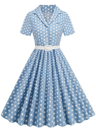 Robe à pois avec ceinture et revers des années 1950