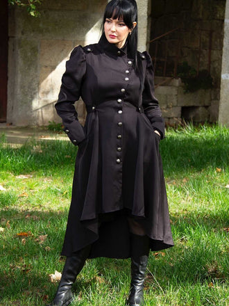 Manteau boutonné à col montant uni des années 1950