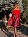 Robe de Noël verte à épaules dénudées en tartan des années 1950