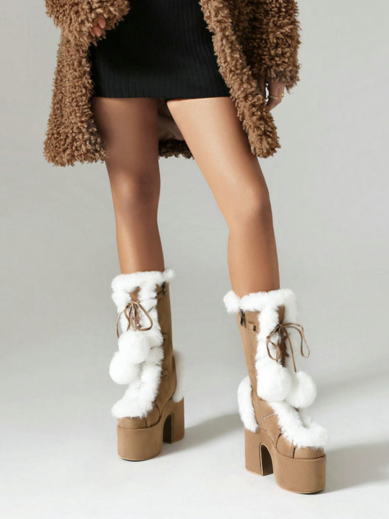 Bottes à talons hauts et bout rond en fausse fourrure vintage