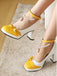 Chaussures à talons épais avec bride cheville