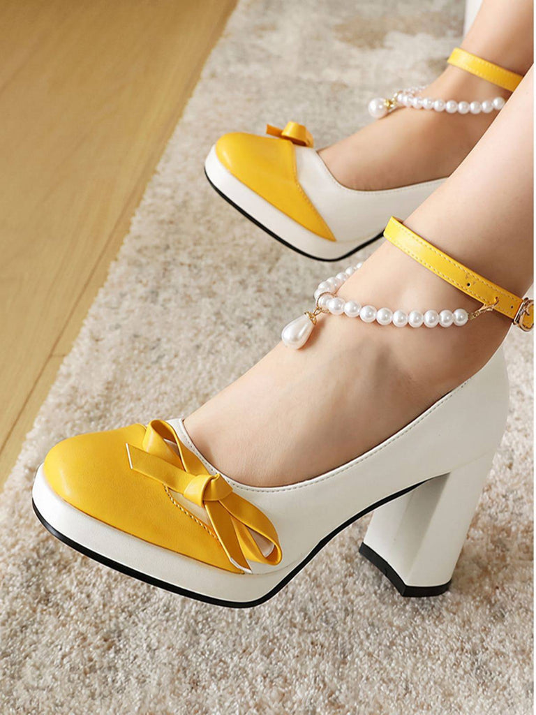 Chaussures à talons épais avec bride cheville