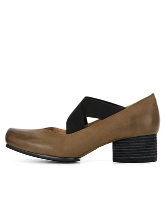 Chaussures rétro à talons hauts et brides croisées