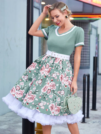 Robe Swing Année 50 Fleurie avec Ceinture 2