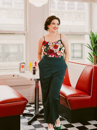 Combinaison verte patchwork fleurs 3D à bretelles