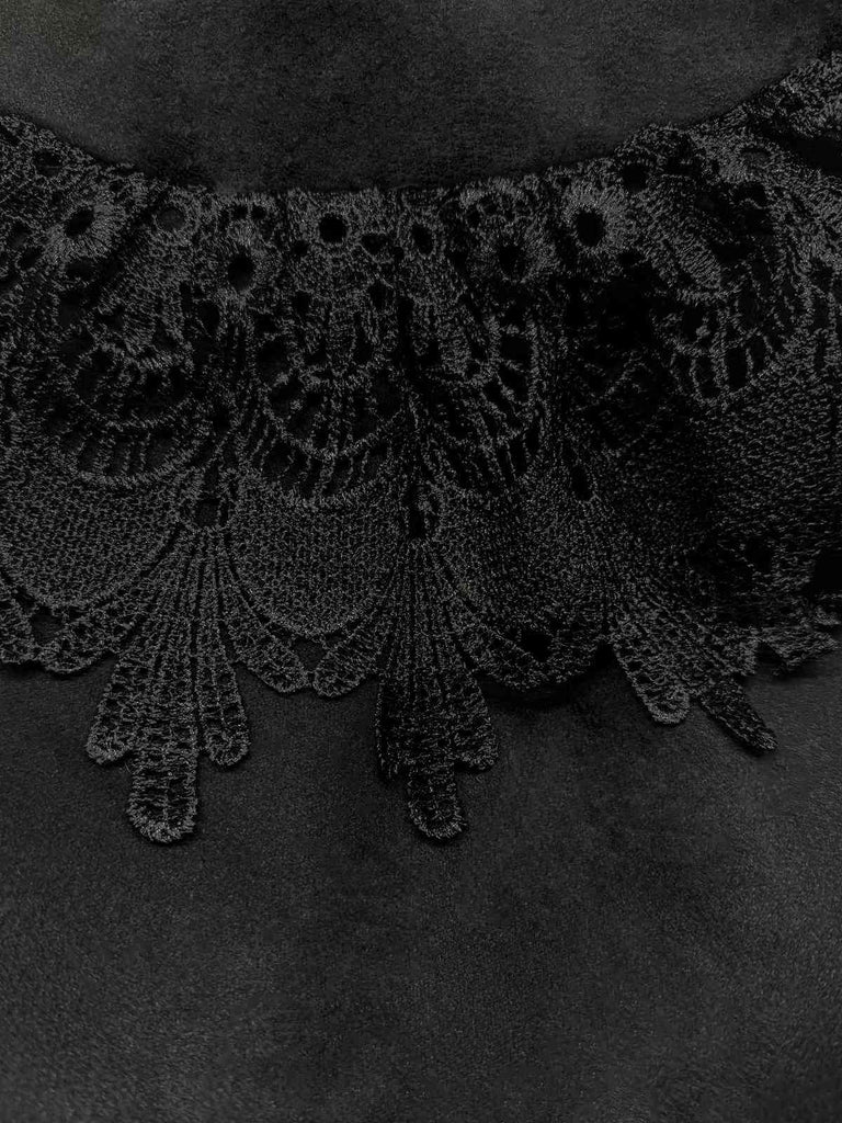 Cape à capuche style chat noire et fourrure synthétique des années 1960