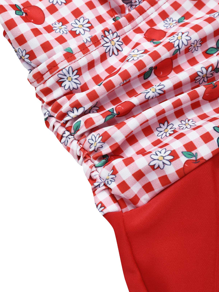 Maillot de bain dos nu croisé à carreaux pommes rouges des années 1950