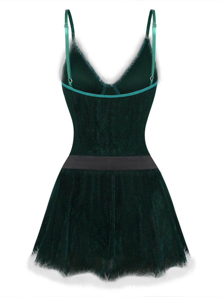 Nuisette de Noël en velours à fines bretelles, ceinture et bordure en fourrure Années 1950 - 3