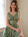 Robe trapèze verte en maille marguerite des années 1950