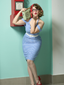 Robe crayon à carreaux bleu licou à épaules dénudées des années 1960